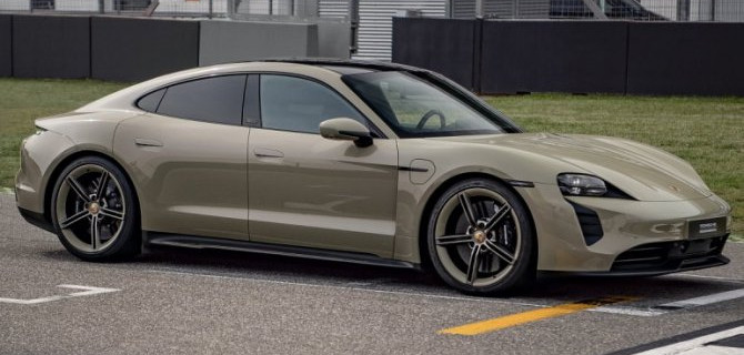 Porsche Taycan получил первое специальное исполнение