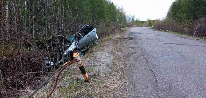 Водитель «Лады» погиб при опрокидывании машины в Кировской области