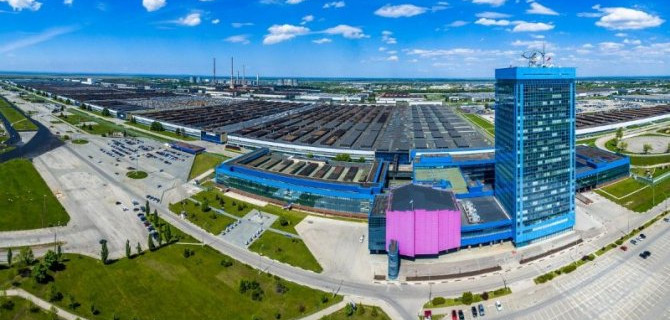 «АвтоВАЗ» объявил о продлении простоя своих заводов