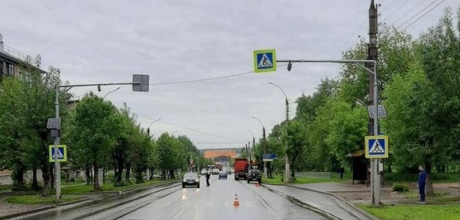 В Кирове автомобиль сбил 14-летнего подростка