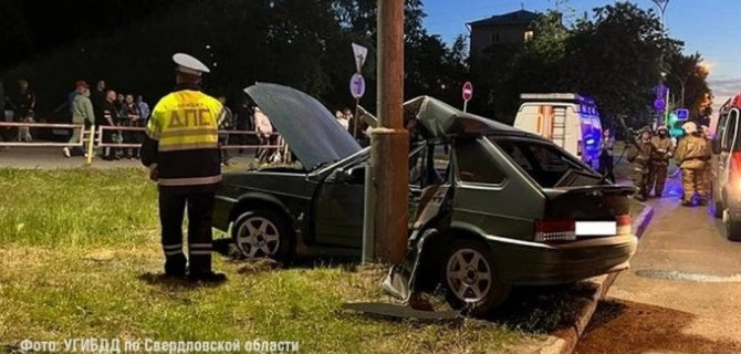 В Каменске-Уральском в ДТП погиб мужчина