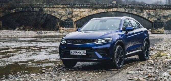 Автомобили Geely стали доступны по подписке в Автодом 