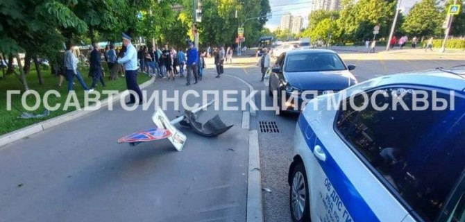 В Москве женщину после ДТП убило дорожным знаком