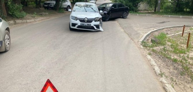 Девушка-водитель пострадала в ДТП в Саратове