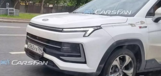 В Москве замечен новый кроссовер JAC JS4