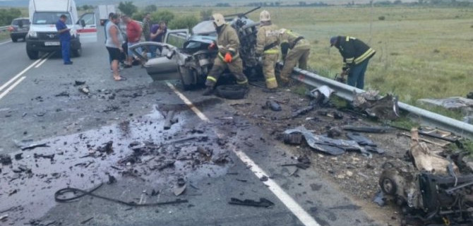Восемь человек погибли в ДТП в Оренбургской области