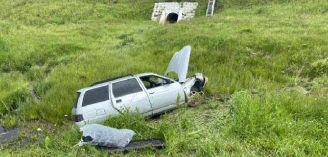 В Нефтеюганском районе при опрокидывании машины пострадали трое