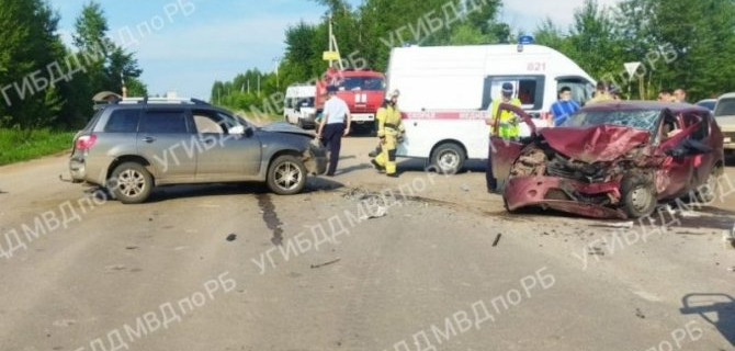 Два человека погибли в ДТП под Уфой