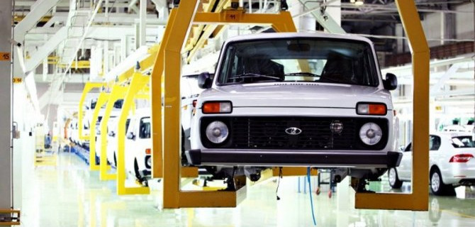 «АвтоВАЗ» начал производство упрощённых Lada Niva Legend