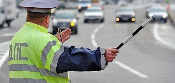 В России предложили привязать штрафы за нарушения ПДД к классу и мощности автомобилей