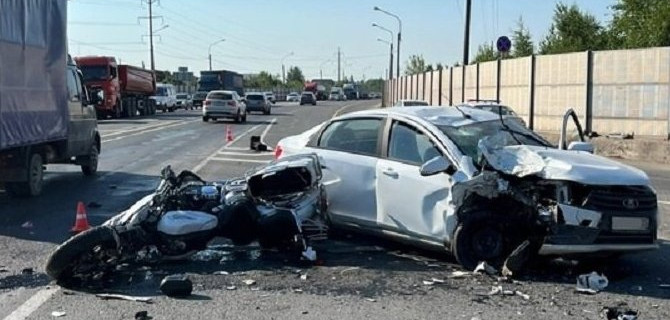 Мотоциклист погиб в ДТП в Вологде