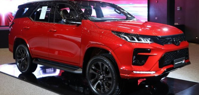 Обновлён внедорожник Toyota Fortuner