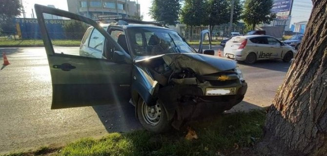 Пожилой водитель погиб в ДТП в Йошкар-Оле