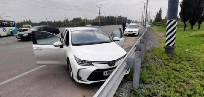 В Омске водителю стало плохо за рулем – он погиб