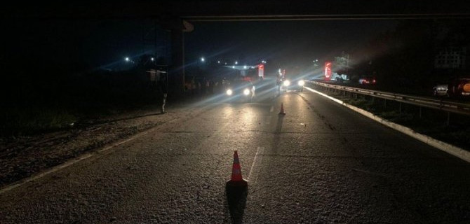 На объездной Симферополя водитель насмерть сбил пешехода и скрылся