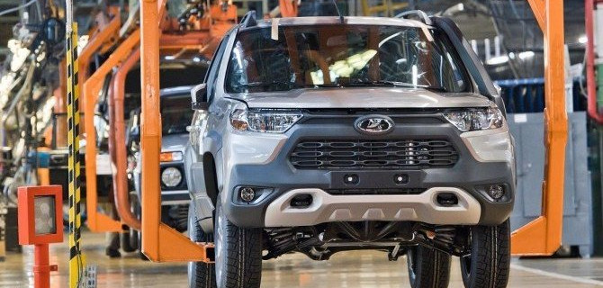 В Тольятти возобновлён выпуск внедорожников Lada Niva Travel