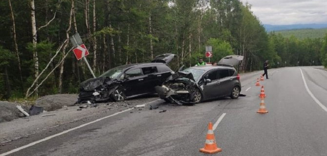 Четыре человека пострадали в ДТП в Иркутской области