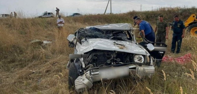 Женщина-водитель погибла при опрокидывании машины в Волгоградской области