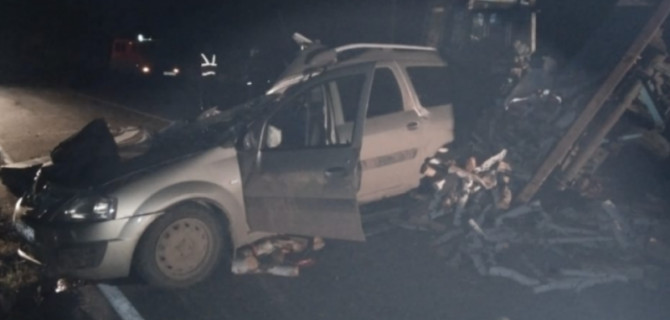 Двое взрослых и двое детей погибли в ДТП с трактором без габаритных огней в Омской области