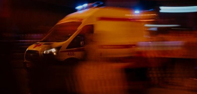 На "Золотом кольце" мотоцикл с коляской врезался в "Ладу". Один человек погиб, пострадали четверо