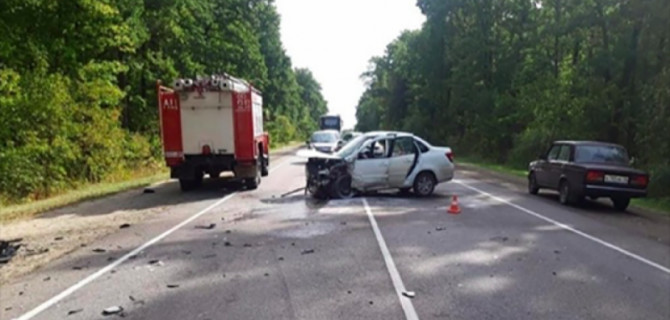 В ДТП под Липецком один человек погиб, шестеро пострадали