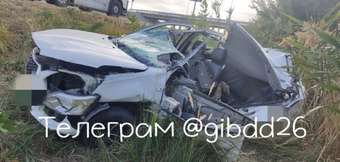 Две женщины и подросток пострадали в ДТП с такси на Ставрополье