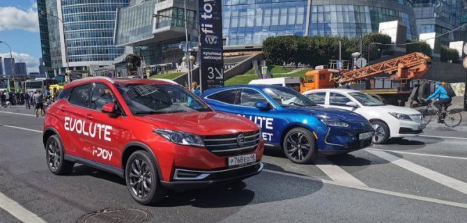 В каких городах России будут продаваться отечественные электромобили Evolute?