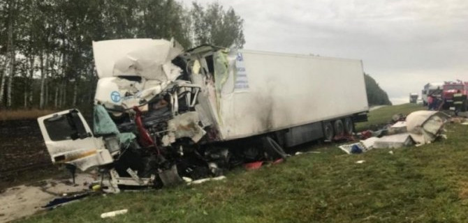 Два человека погибли в ДТП с грузовиками в Тамбовской области