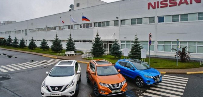 Продлён срок простоя российского завода Nissan