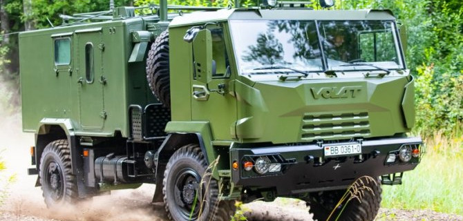 В Беларуси представлен грузовик-вездеход, который будет продаваться и в России