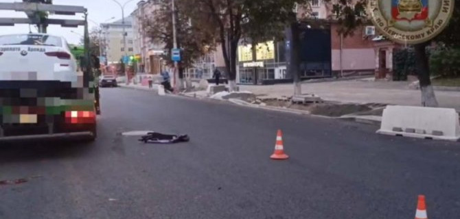 В центре Перми автомобиль насмерть сбил водителя электросамоката