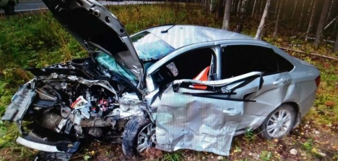 Водитель ВАЗа погиб в ДТП в Архангельской области