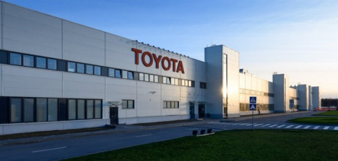 Фирма Toyota не видит смысла возобновлять производство машин в России