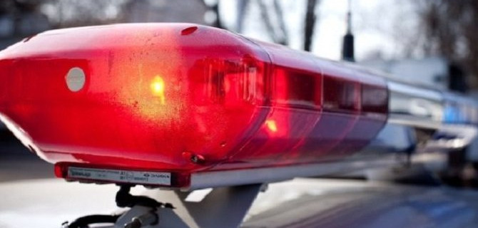 В Перми иномарка врезалась в остановку – погибла женщина