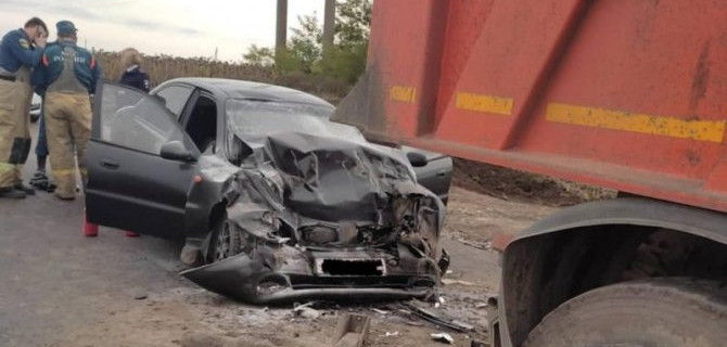 32-летний водитель иномарки погиб в ДТП в Ростовской области