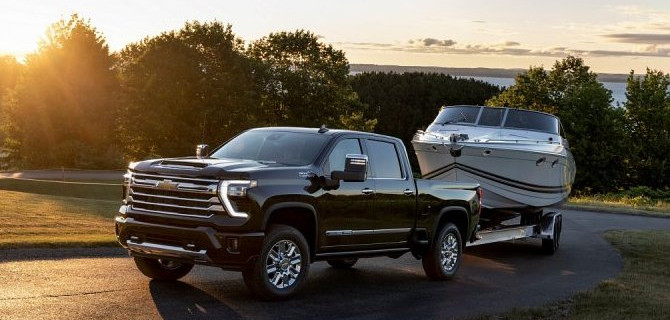 Обновлённый Chevrolet Silverado HD стал мощнее