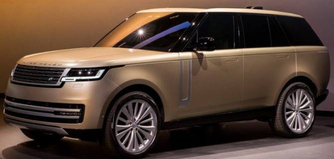 В России продают новые внедорожники Range Rover — их цены ужасают