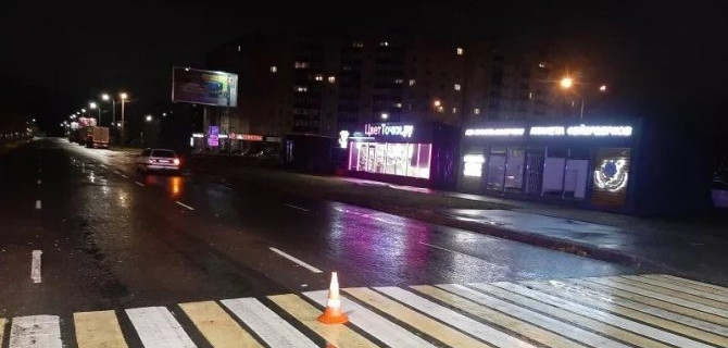 В Пскове водитель сбил пешехода и скрылся