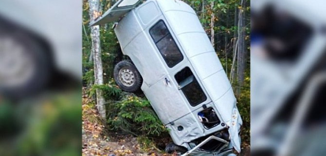 В Карелии УАЗ вылетел в кювет