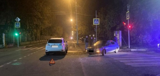 Пассажир иномарки пострадал в ДТП в Твери