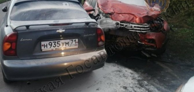 Водитель «Волги» погиб в ДТП в Донском Тульской области