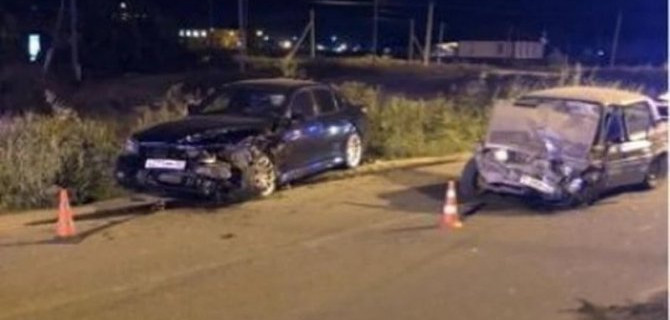 Восемь человек, включая детей, пострадали в ДТП в Астрахани