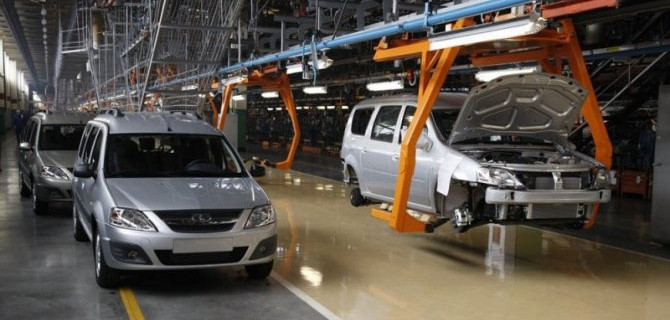 «АвтоВАЗ» будет работать шесть дней в неделю почти до конца года