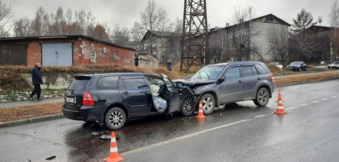 Женщины совершают ДТП чаще мужчин? Это неправда!