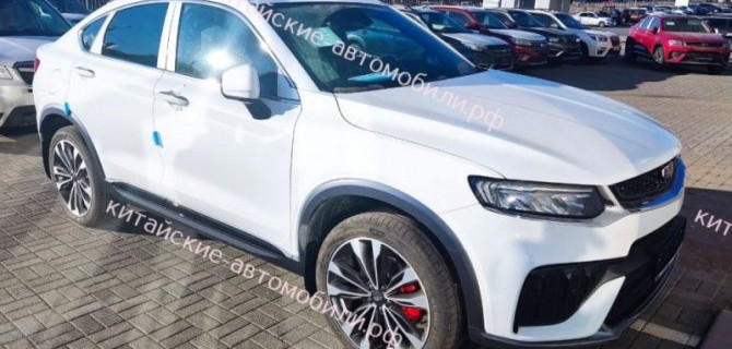 Обновлённые кроссоверы Geely Tugella появились у российских дилеров марки