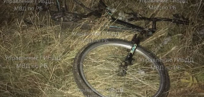 В Башкирии иномарка сбила насмерть двух подростков-велосипедистов