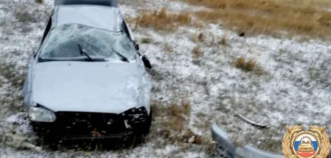 На трассе в Башкирии иномарка съехала в кювет, водитель погиб