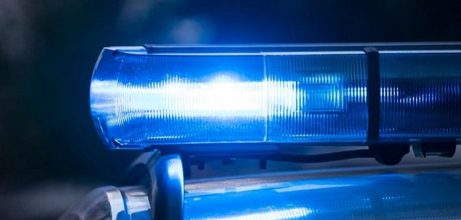 На трассе Минеральные Воды - Кисловодск иномарка врезалась в ограждение. В реанимацию увезли троих