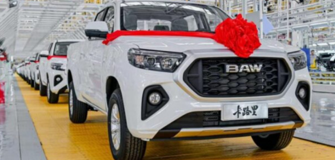 В Китае началось производство большого пикапа, который стоит дешевле «Гранты»