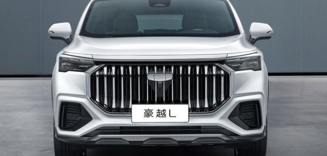 В Китае начались продажи нового премиального кроссовера от Geely 